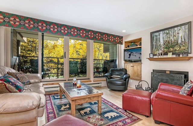 Plan Ahead to January for 15% off 4 Nights Today!