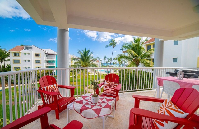 Playa Turquesa M302, 300 Mbps, Private Beach Access, Blissfully Soundproofed