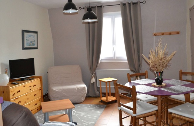 Pleasant and comfortable T2 apartment by the sea