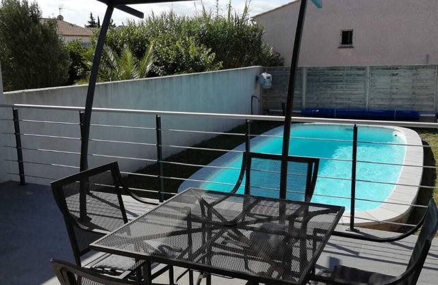Pleasant villa with pool in the south of France