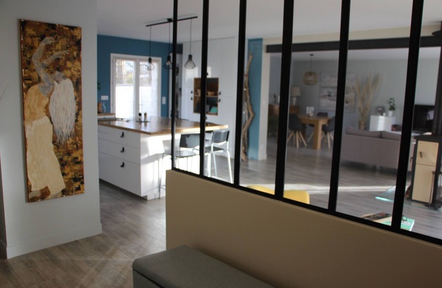 Pleasant villa 10 minutes' walk from the beach and center.