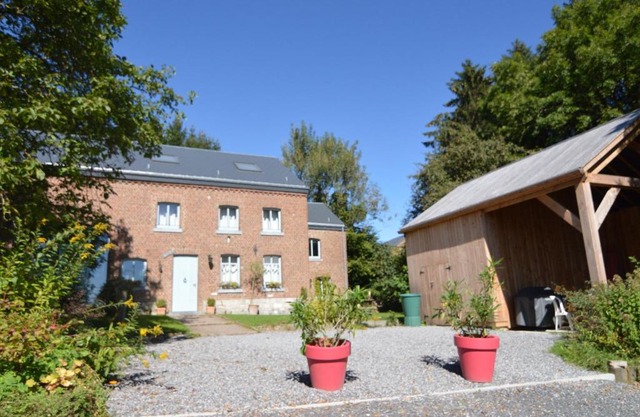 Pleasant holiday home with garden in Ciney