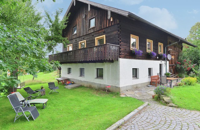 Pleasing Holiday Home in Viechtach Wiesing with Private Terrace
