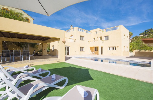 Plusholidays - Villa Mercedes in Calpe