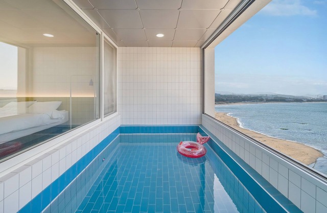 Pohang Etoile Poolvilla