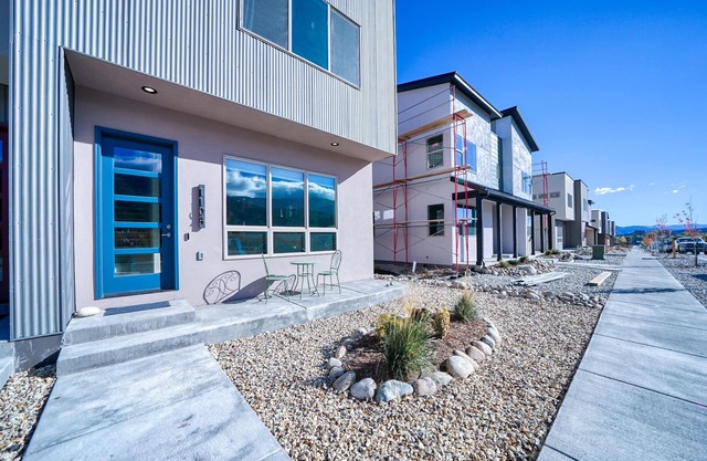 Ponchita East- New 3 Bedroom in Poncha Springs- Minutes to Ski Monarch