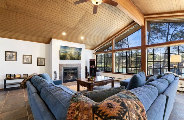 *Pond View*Fenced yard*Video Games*Ping Pong*Arcade Game*