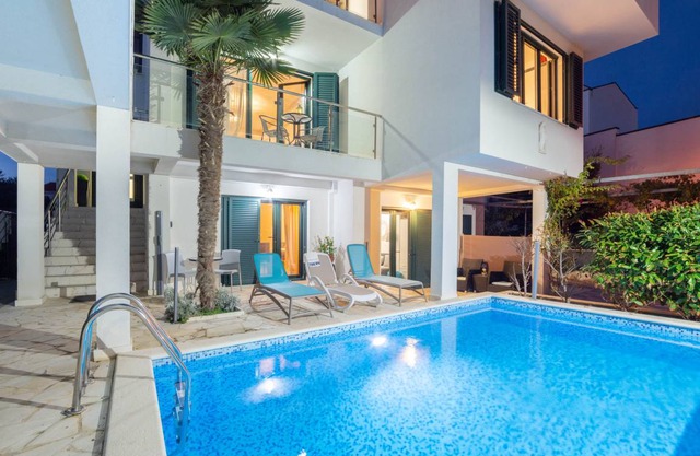 Poolincluded - Villa Santa Maria