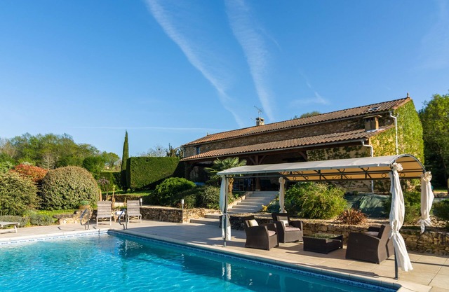 Poolside Haven in Salles