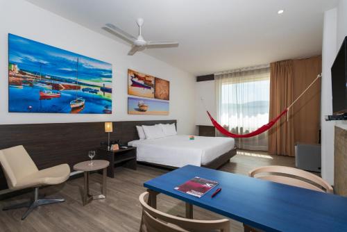 Pop Art Hotel CLC Puerto Mamonal Cartagena