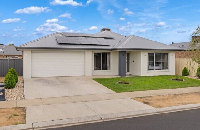 Popular Villa #2 · Popular Villa - Spacious 4 Bedroom Home