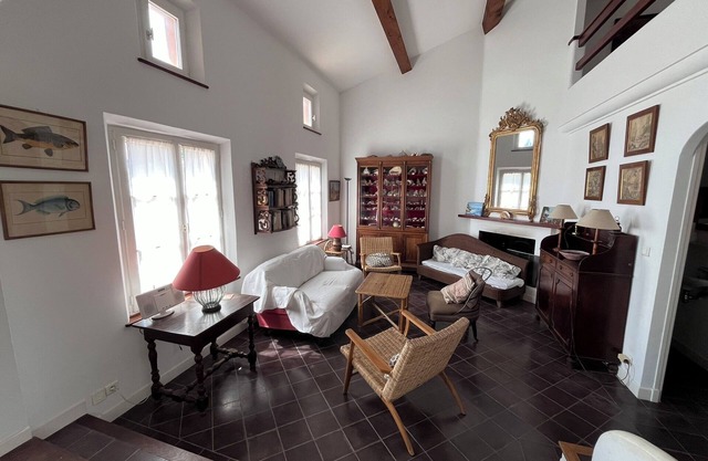 Porquerolles village house garden 3 ch. air conditioned 3 bathrooms