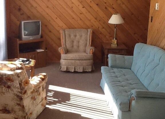Portage Lodge - Cabin #5 (4 people) - Kenora, Ontario, Canada in Kenora, Unorganized
