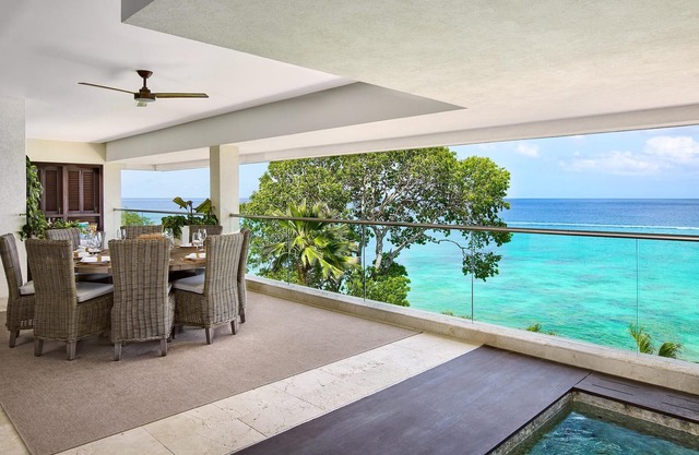 Portico 3 in St James by Personal Villas - Awe-Inspiring Architecture