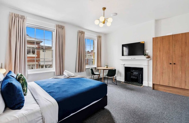 Portsea Place Hobart - designer studio + parking