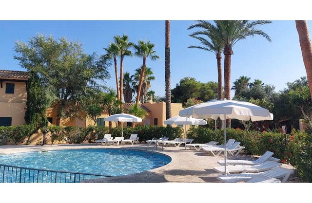 Precioso Apartamento en Complejo con Piscina
