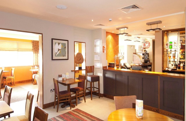 Premier Inn Liverpool John Lennon Airport
