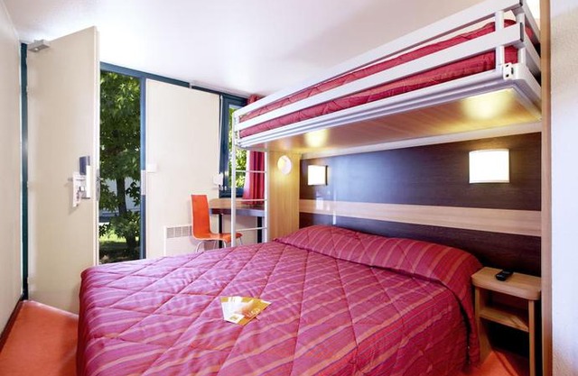 Premiere Classe Chateauroux - Saint Maur