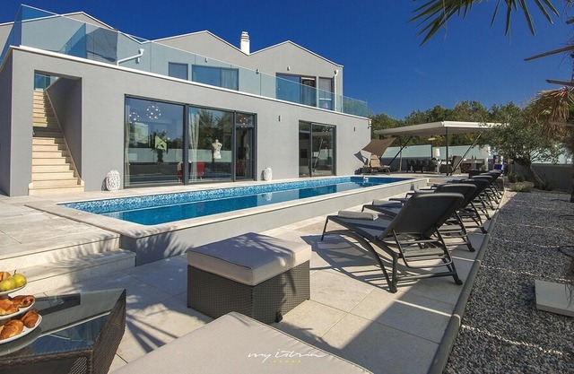 Premium designer villa with pool near Porec