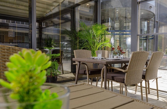 Premium Park Hotel