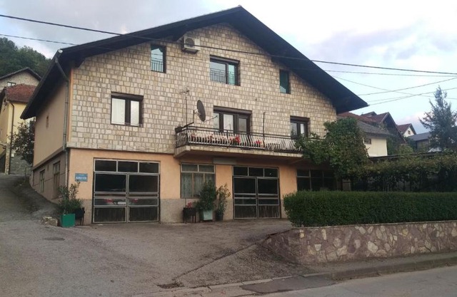 Prenoćište Dika