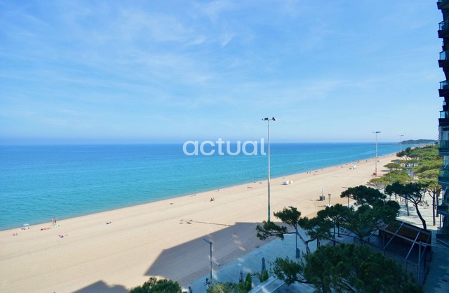 President A-4 First sea line apartment