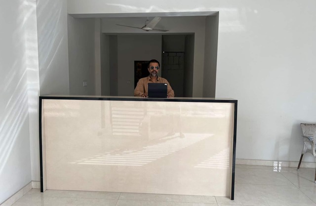 Prestige Comfort Apartments Separate Lounge With Newly Bath With Reception