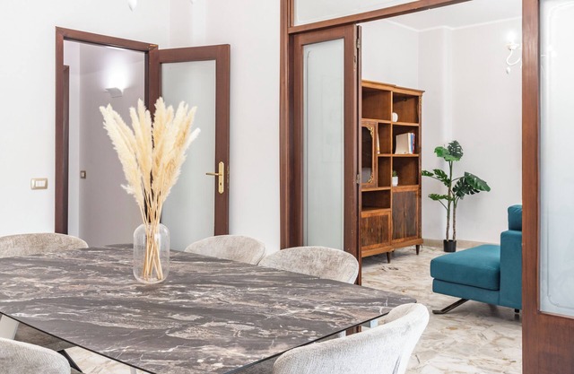 Prestigious 4 rooms with Netflix and Metro nearby