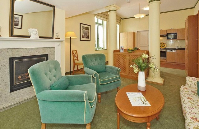 Pretty attic apartment with sunny balcony in Kaiserbad Heringsdorf - Villa