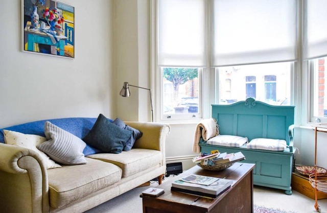 Pretty Brixton 1 Bedroom Flat With Garden