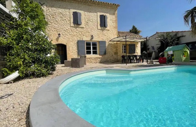 Pretty Provencal farmhouse - 135 m2 - private pool