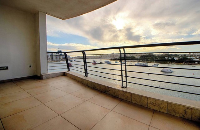 Prime location with breathtaking sea views! Stay in style at this modern, fully furnished 4-bedroom apartment in the heart of Sliema, Malta.