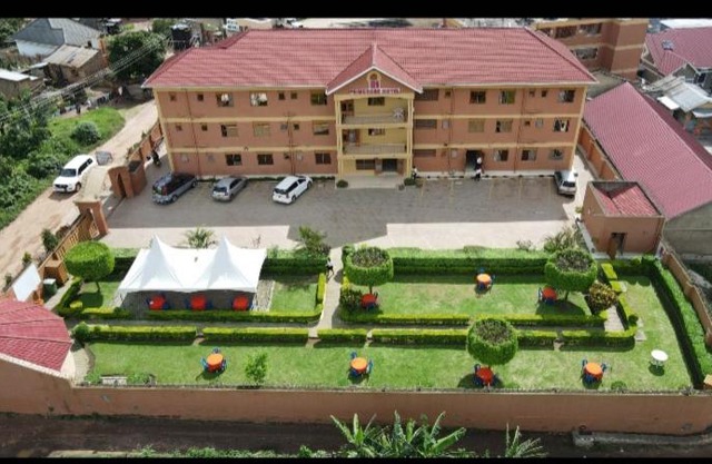 PRIMEROSE HOTEL