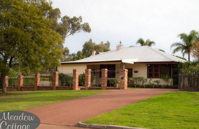 Priv House+Pool+Wi-Fi+10 min from Perth & Wineries