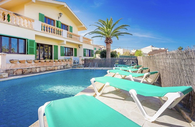 Privacy and Peace in Stunning Villa near Cala Marcal Beach