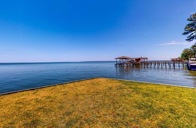 Private and serene lake-view home, beach access