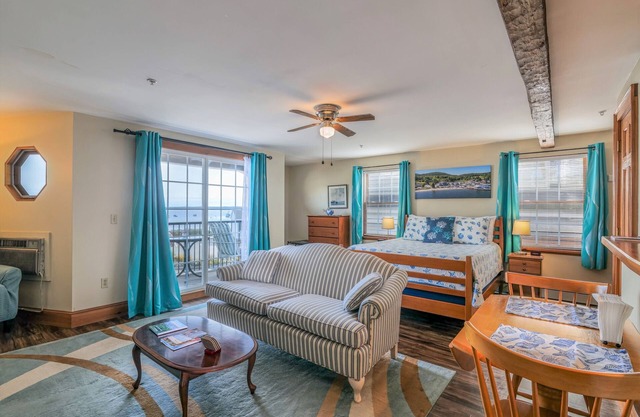 Private Balcony with Beach and Water Views - Sunrise