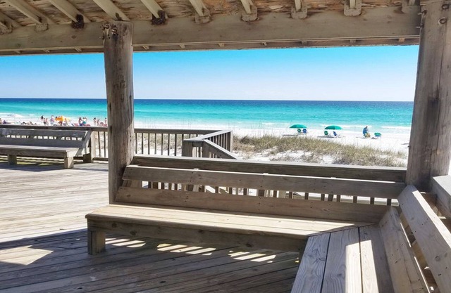 Private Beach! Gulf Winds #16 Miramar Beach