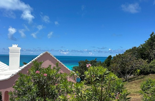 Private Coastal Home with Beach, Deck and Stunning Views
