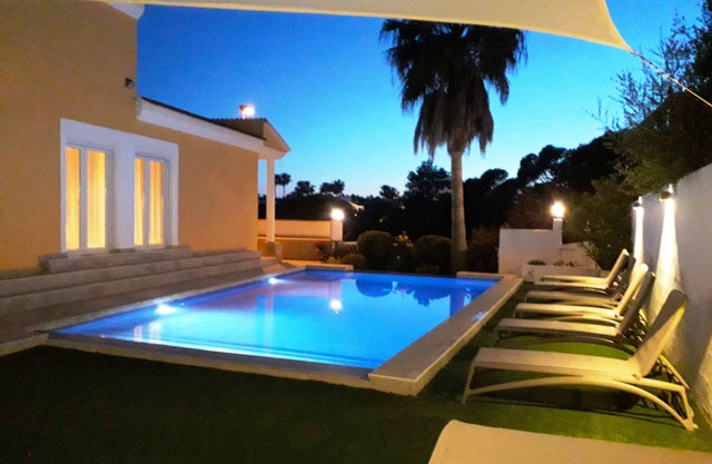 PRIVATE VILLA WITH POOL VALLADA.No for rent to under 25 years old for S.Joan