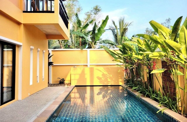 Private family villa 5 minutes walk to Kamala beach