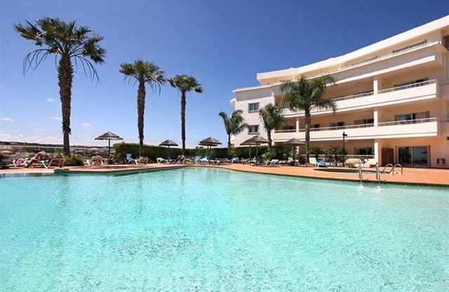 Private flat in VILA MÓS complex with a beautiful swimming pool area.