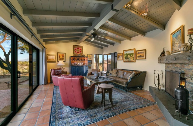 Private Foothills Villa + Panoramic Views + Heated Pool/Spa