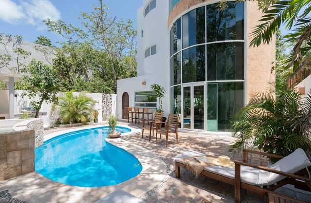 Private House with guest casita, pool & gardens