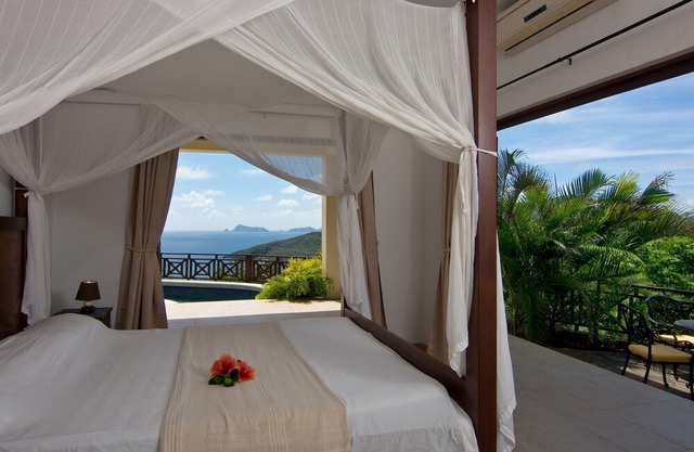 Private Luxury Vacation Villa In Lush Tropical Setting With Stunning Ocean Views