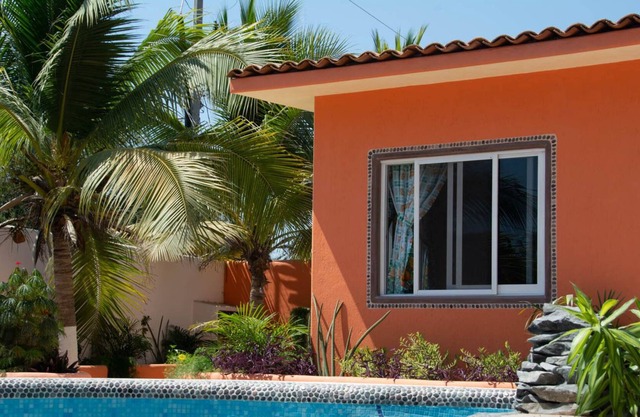 Private new CASITA-1 of 4, pool, beach access , private patio & restaurants