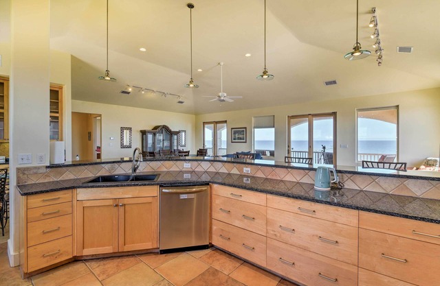 Private Pier: Waterfront Fulton Villa!
