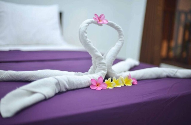 Private Room in Balinese House, Poppies Lane, Legian Kuta Near Beach (SNTH)