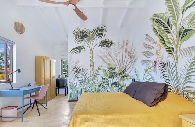 Private room with patio view - Boutique Hotel Wanapa