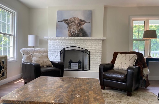 Private spacious Home in the heart of Niagara-on-the-Lake's Historic District.